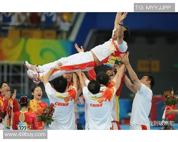 中国队逆转夺冠全场沸腾年轻球员闪耀赛场展现新时代拼搏精神